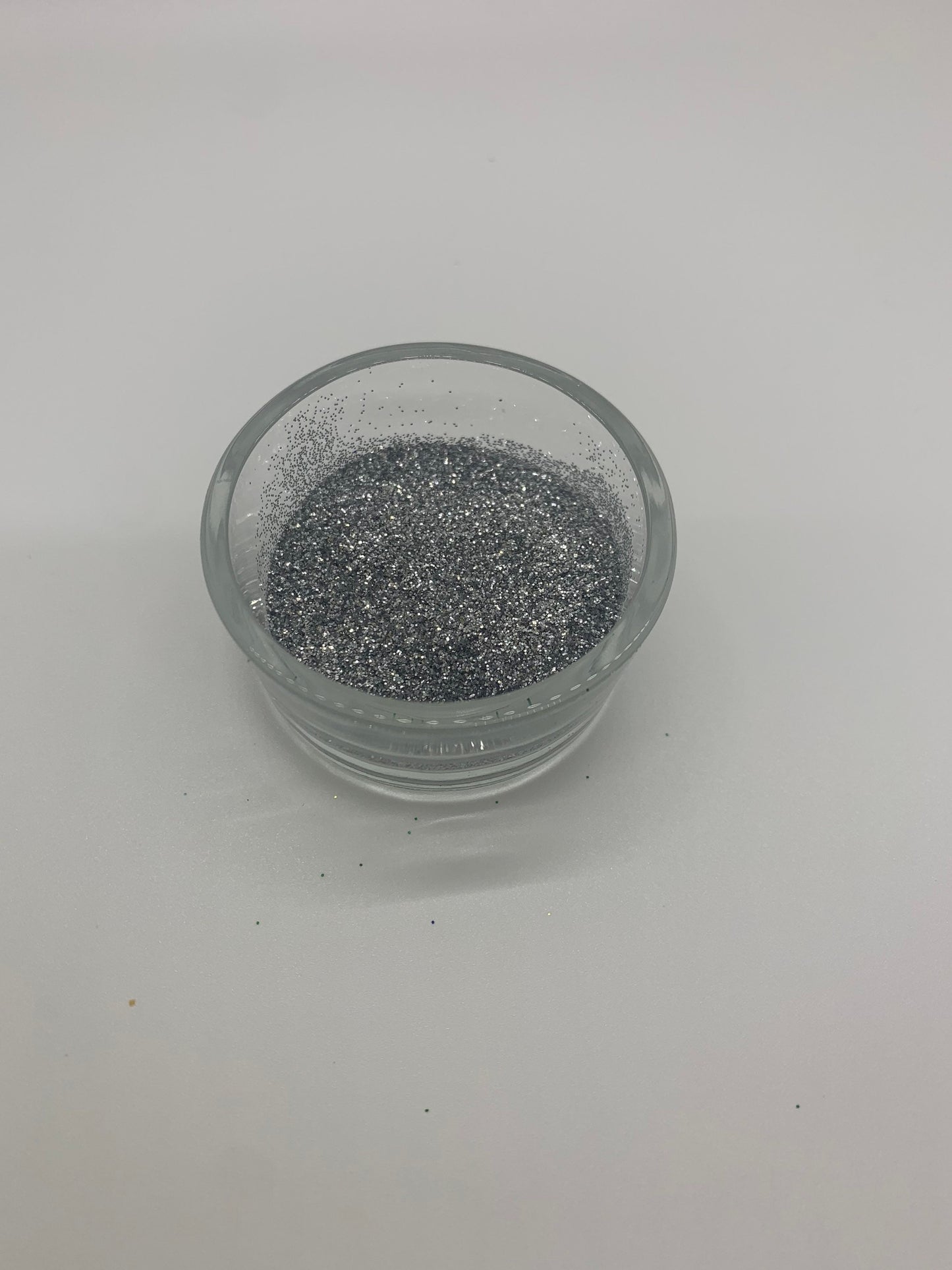 Metallic Silver dollar extra fine glitter